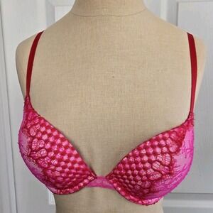 Victoria's Secret VERY SEXY Bombshell Plunge Push Up Bra 32C Lace Mesh Pink Red